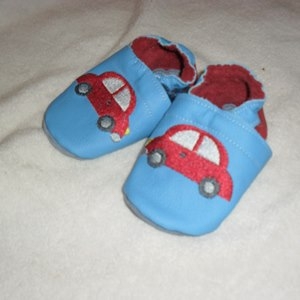 Puschen Gr. 19 blau/rot Auto