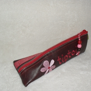 Asymmetrisches Tascherl dunkelrot